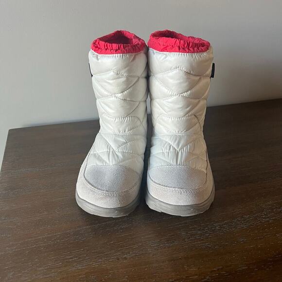 The North Face Girls Gray Red Winter Waterproof Snow Camp Boot- Size 6 - Picture 2 of 11